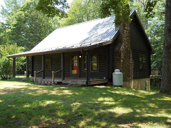 5th image of 209 Leatherwood Pl