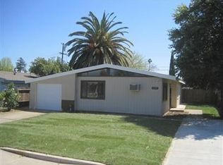 2244 W La Jolla Dr, Stockton, CA 95204