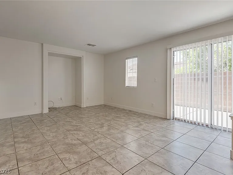5532 Cactus Thorn Ave — Photo 10