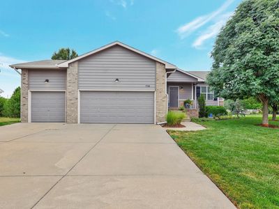 1718 N Pear Tree Ct, Andover, KS, 67002