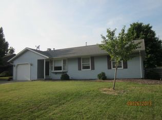 702 W Jan Ct, Robinson, IL 62454