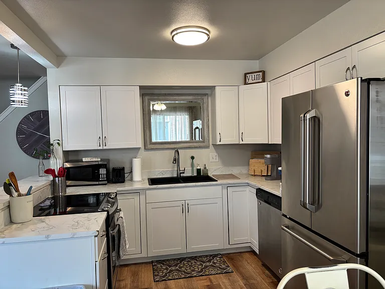 1024 Oxford Ln #66 — Photo 9