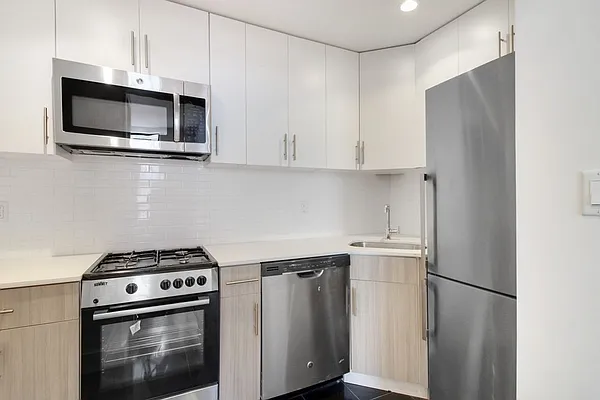 Rented by LG Fairmont Group | media 4