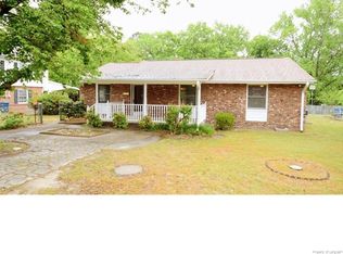 5104 Hewitt Dr, Fayetteville, NC 28311