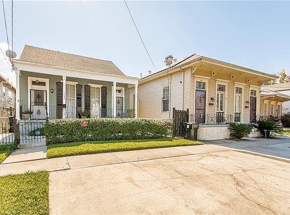 3rd image of 2014 Ursulines Ave