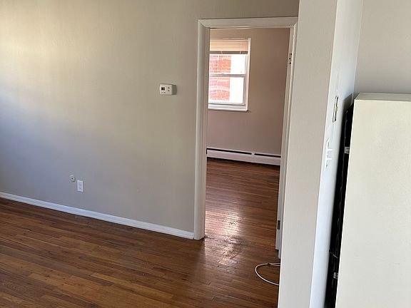 5th image of 105 N Chester Pike #1H