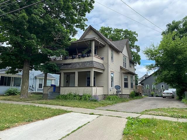 214 Burr Oak St, Kalamazoo, MI 49001 | Zillow