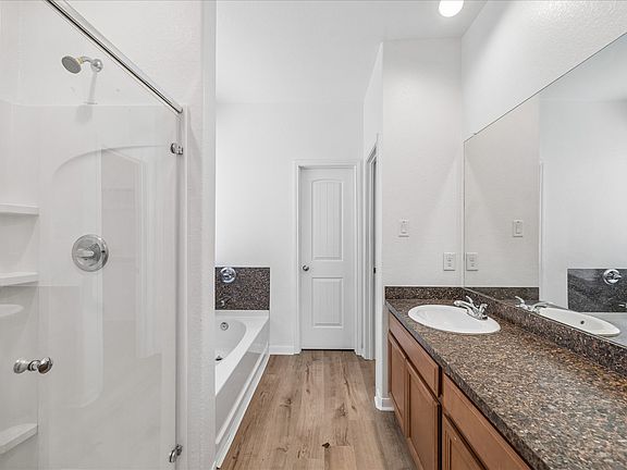 5th image of 10750 Nyla Spring St