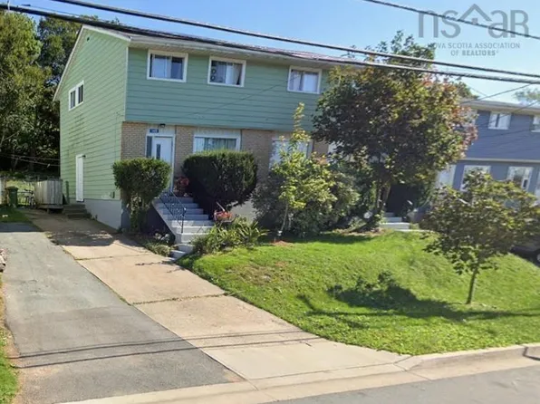 146/148 Roleika Dr, Halifax, NS B2X 1M3