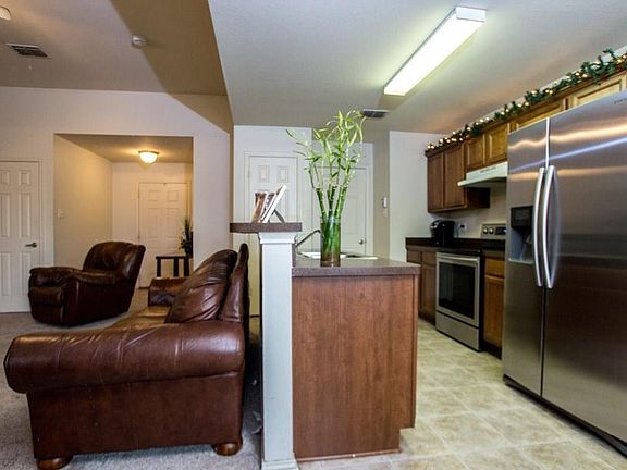 4th image of 831 Arbol Verde Ct