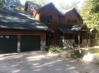 06515 Burgess Rd, Charlevoix, MI 49720