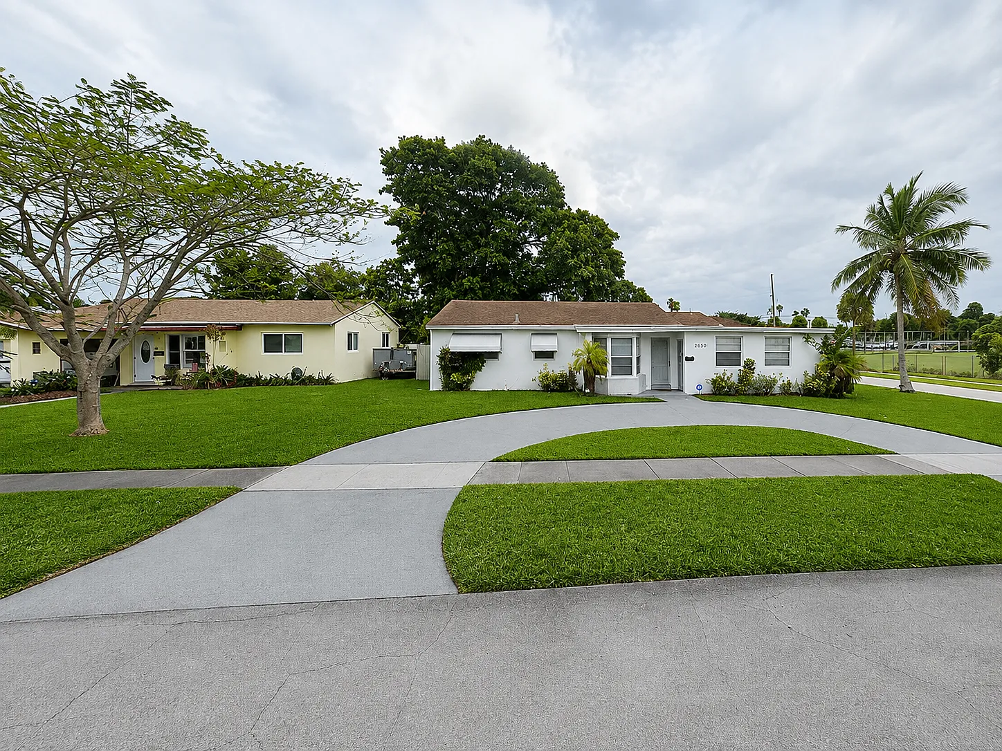5 bed, 2151 sqft, $4,800 — Photo 3