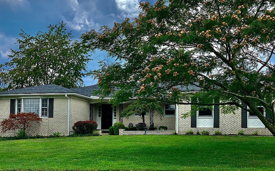 Rambling Ranch Home for Sale