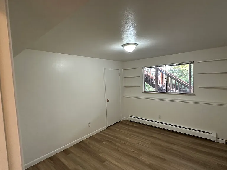3366 Loyola Ct — Photo 8