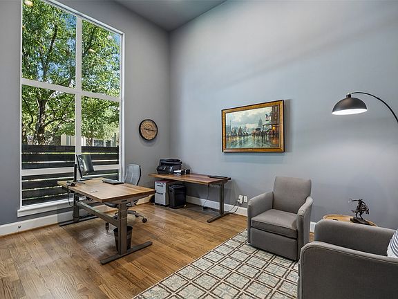 5th image of 4509 Normandy Ave
