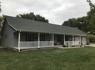 1015 Haas Rd, Trenton, IL 62293