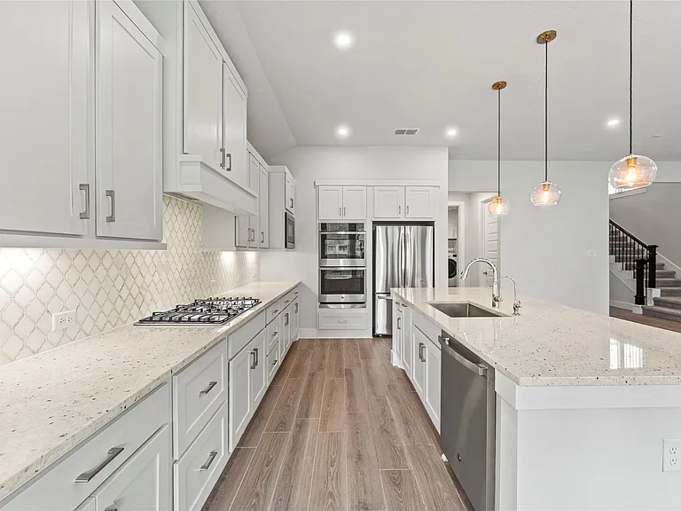 1707 McCrae Hill Ct — Photo 12