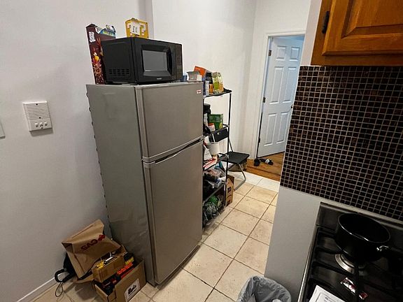 3rd image of 11 Stanton St #3CA