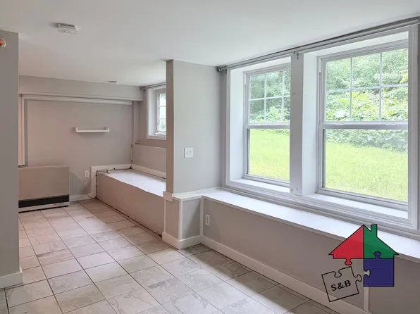 110 Northfield Street, 110 Northfield St APT 1, Montpelier, VT 05602