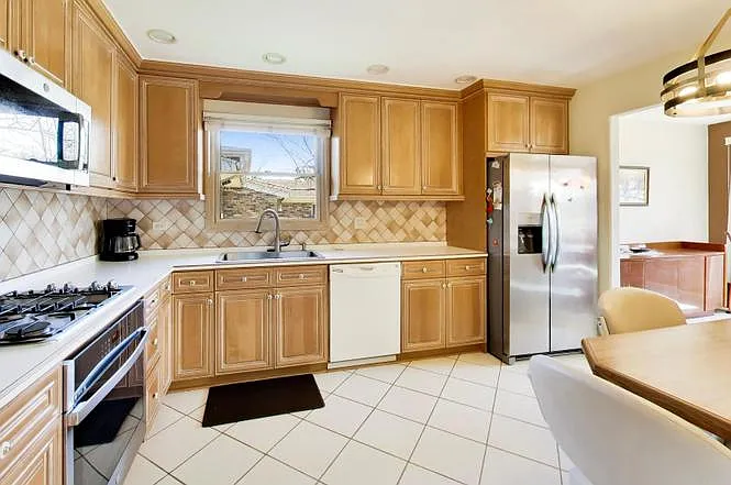 634 W Millers Rd — Photo 8