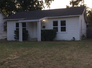 171 Colonial St, Fort Worth, TX 76111