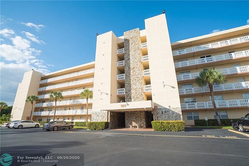 1st image of 301 SE 3rd St APT 505