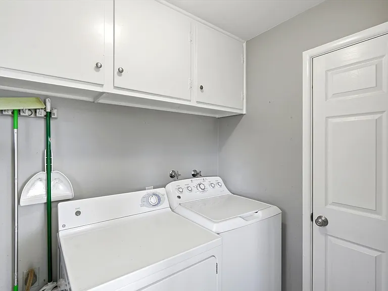 3651 Forest St — Photo 22