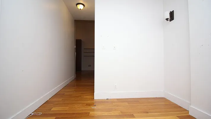 Rented by Nooklyn NYC LLC | media 36