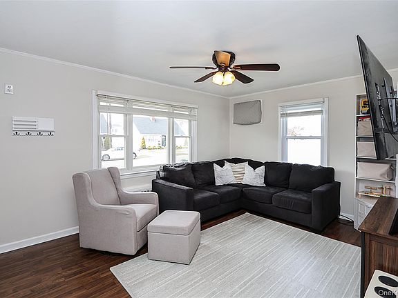 4th image of 75 Riverside Avenue