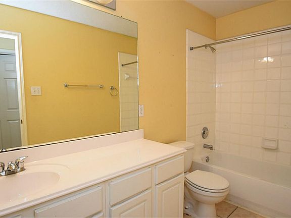 5th image of 24219 Emory Green St