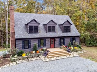 20256 Smoots Rd, Bowling Green, VA 22427