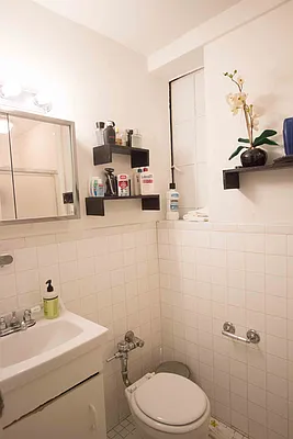 Rented by Maz Group NY | media 18