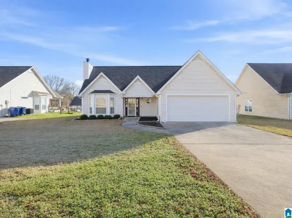 161 Greenfield Ln, Alabaster, AL 35007