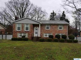 2810 Broadview Dr NW, Huntsville, AL 35810