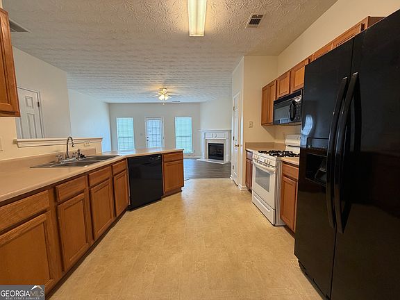 5th image of 644 Kenridge Dr