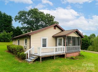 663 Alexander Rd, Alexander, NC 28701