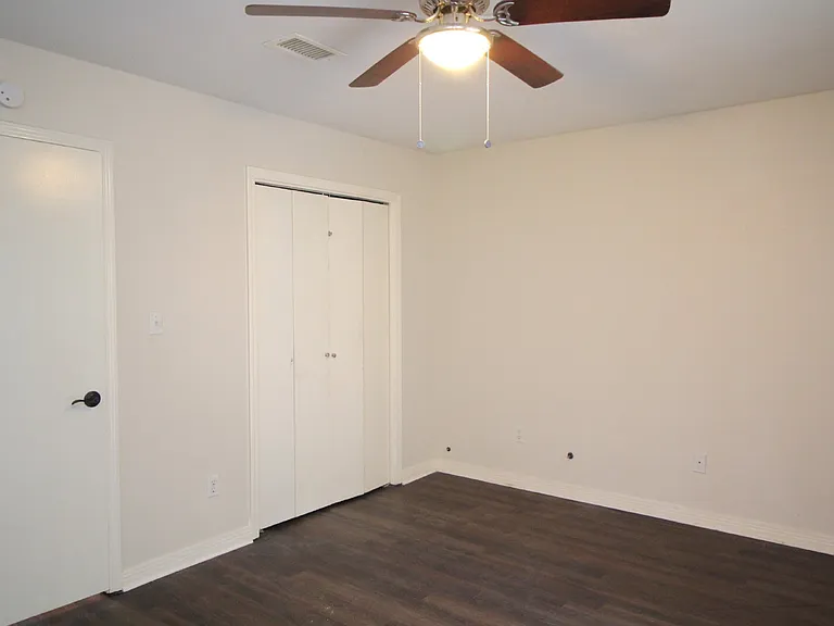 316 Teakwood Cir — Photo 9