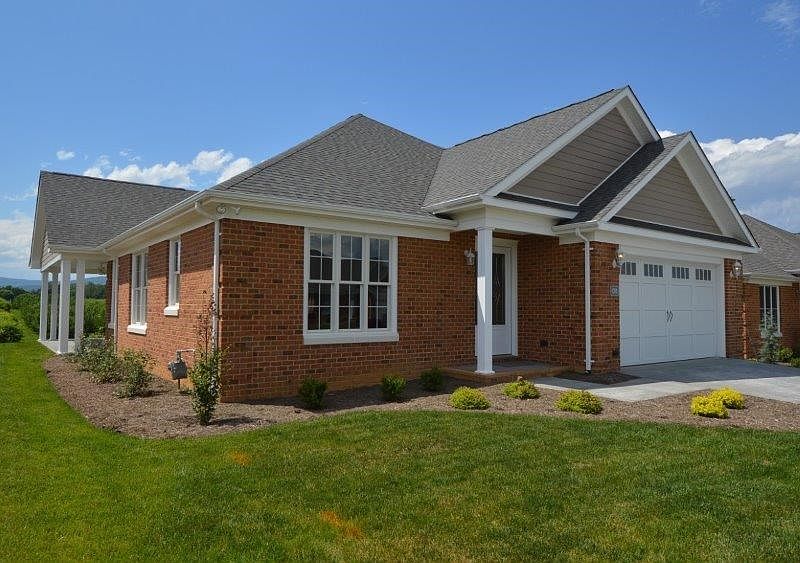 1st image of 1092 Magnolia Ct
