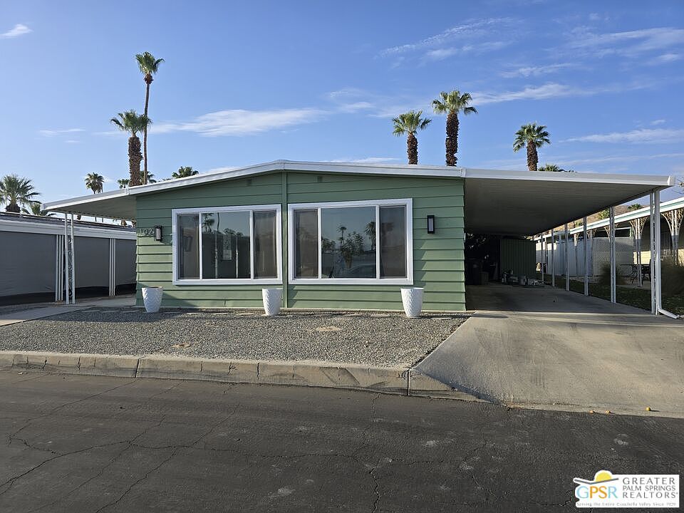 2nd image of 102 Aliso Dr