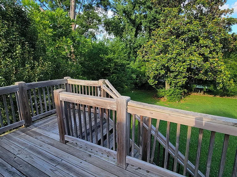 104 Lynn Dr — Photo 10