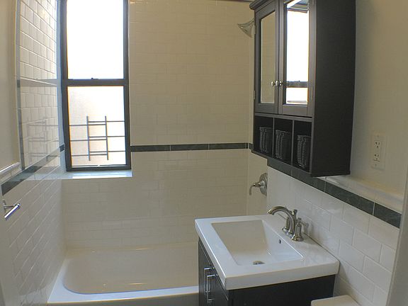 4th image of 66 Saint Nicholas Pl APT B54