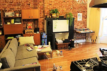 Rented by Premier Metro Realty Corp