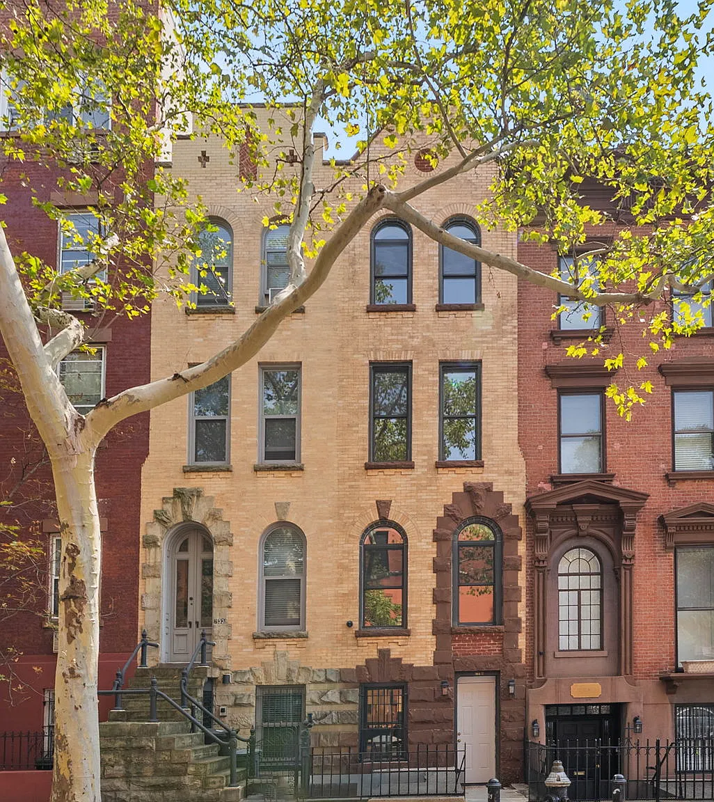 233A Clinton Street — Photo 1