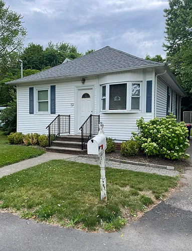 19 Fuller St Photo 1