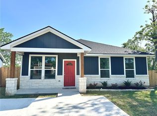 218 Plum St, Bryan, TX 77803