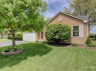 2858 Bar Harbour Rd, Aurora, IL 60504