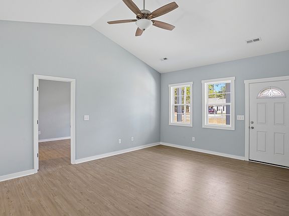 5th image of 1040 Beaufort Rd