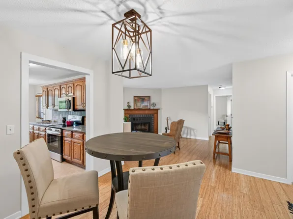 6976 Langford Ct, Edina, MN 55436