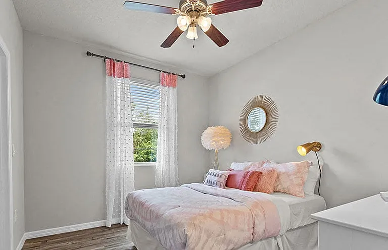 Enclave at Tara Greens Townhomes — Photo 14