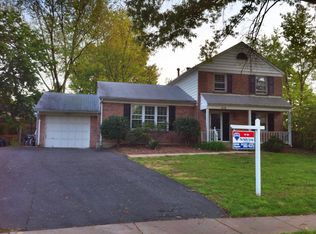 6118 Lynley Ter, Alexandria, VA 22310